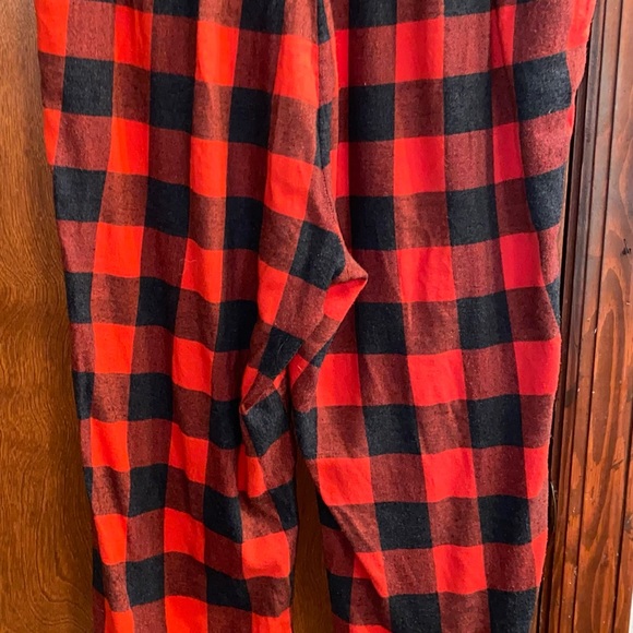 Aerie- plaid lounge pant - Picture 2 of 8